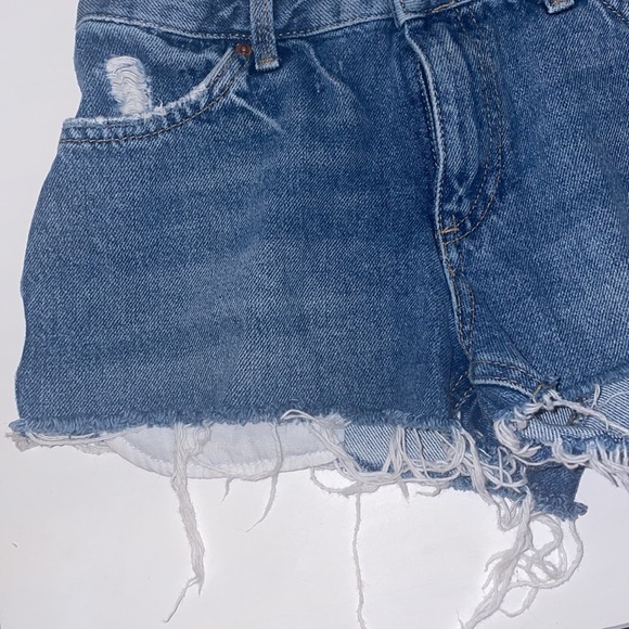 Topshop Jean shorts 👖 - Picture 5 of 8